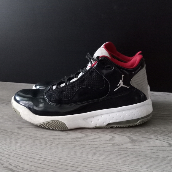 Nike Air Jordan Max Aura 2 Black Cement 10US - Picture 2 of 13